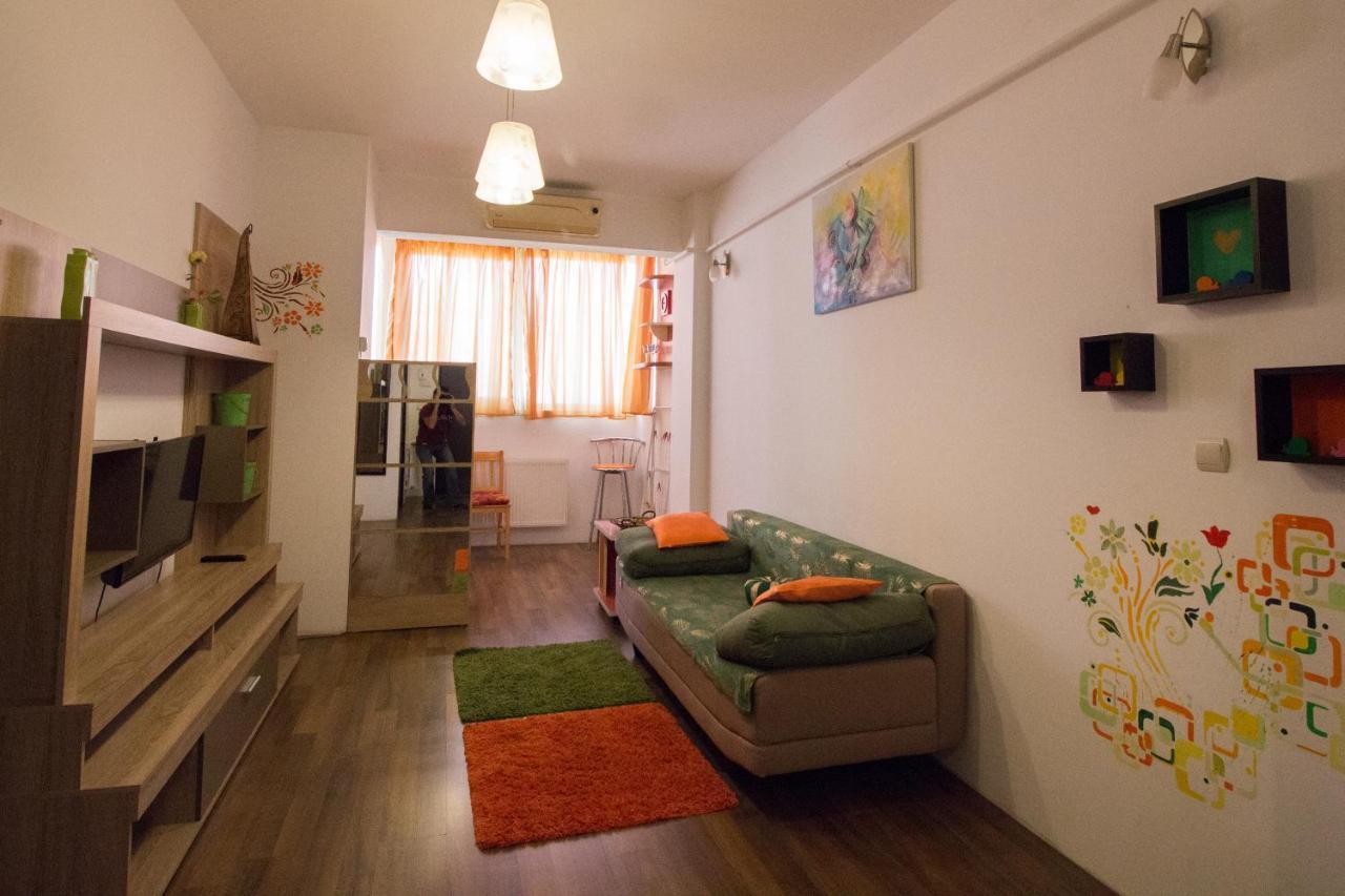Intim Studio Flat Arad Eksteriør bilde